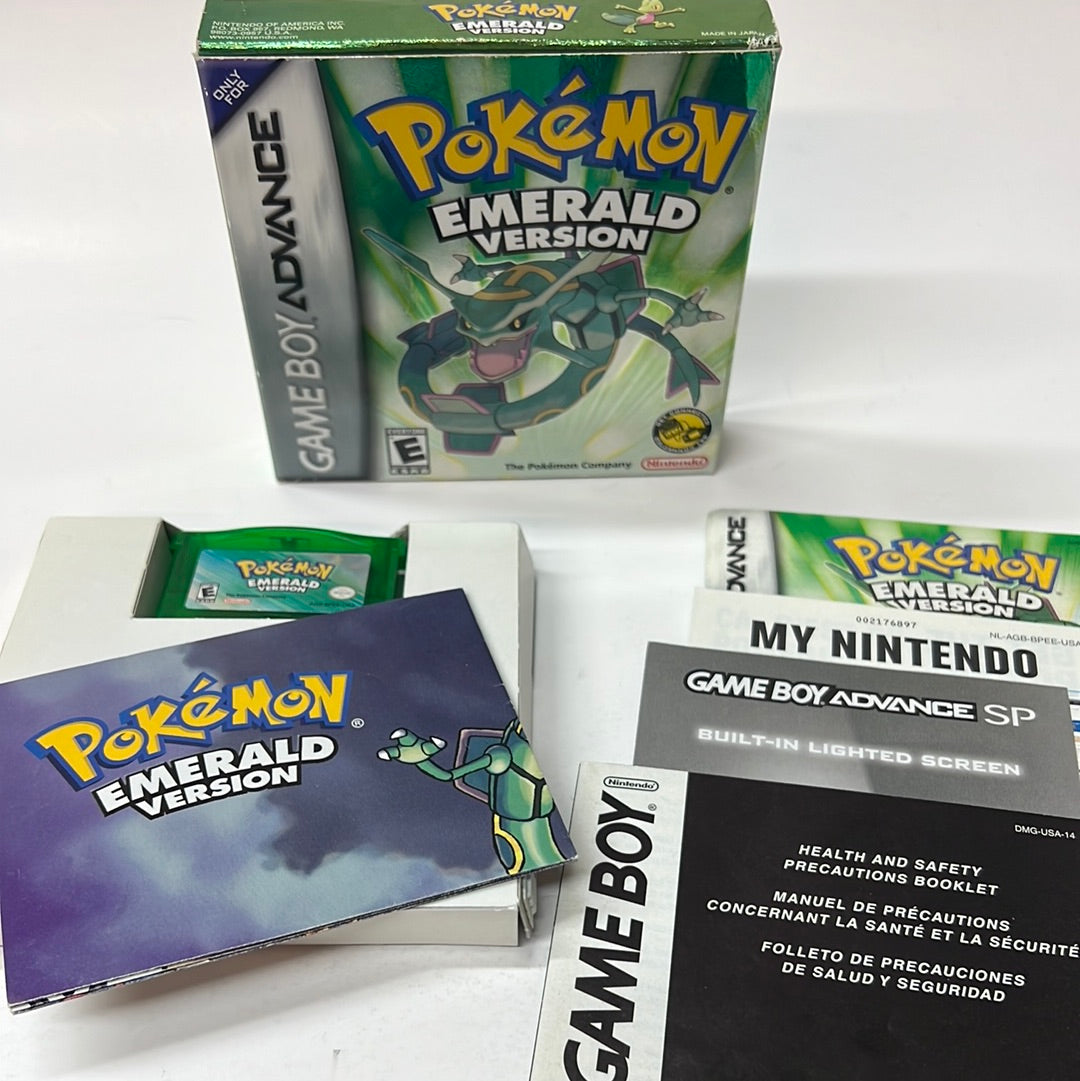 An image of the game, console, or accessory Pokemon Emerald - (CIB) (GameBoy Advance)